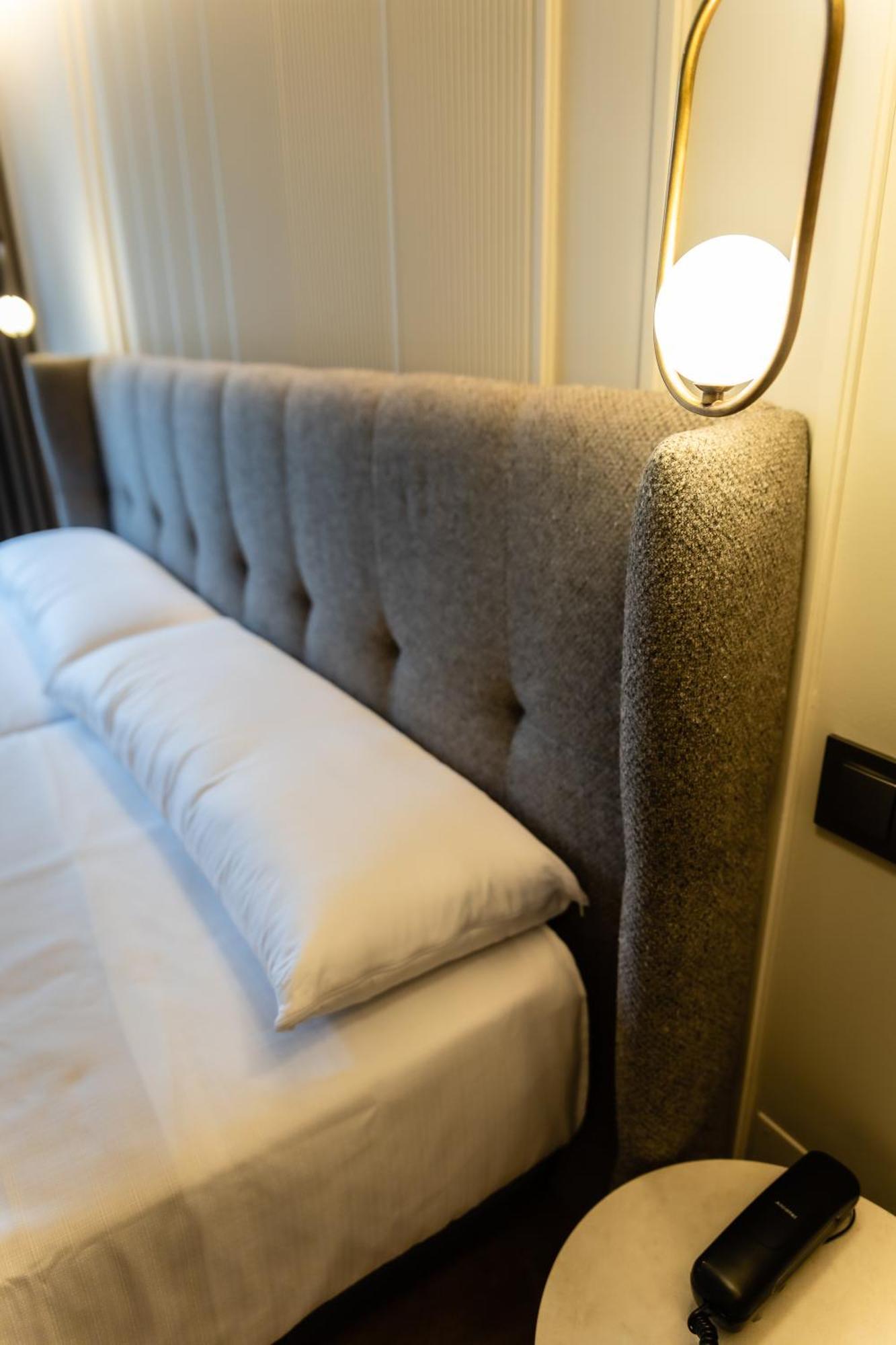 Hotel Corona De ปาดรอน ภายนอก รูปภาพ